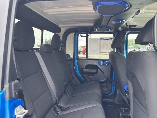 2021 Jeep Gladiator Willys 4x4