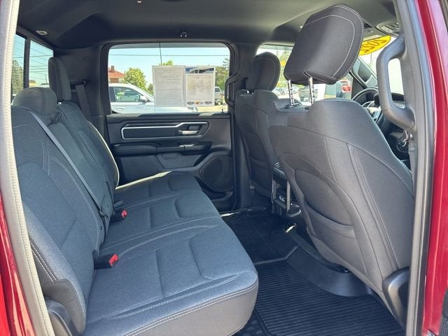 2022 RAM 1500 Big Horn Crew Cab 4x4 5'7" Box