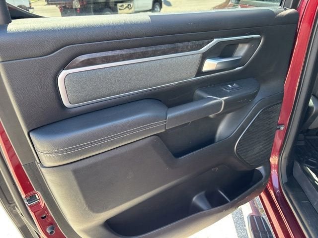 2022 RAM 1500 Big Horn Crew Cab 4x4 5'7" Box