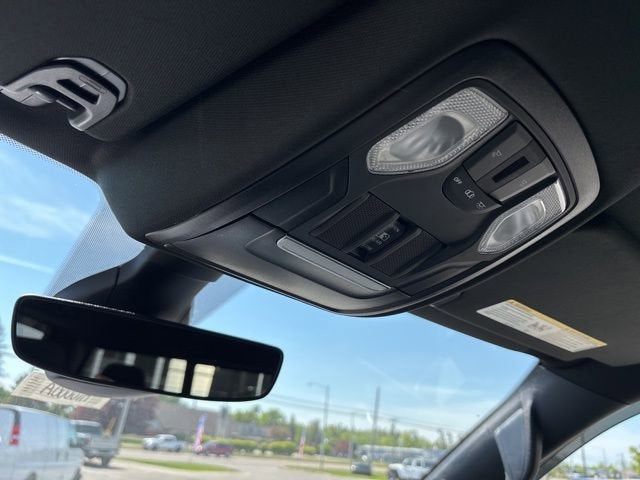 2022 RAM 1500 Big Horn Crew Cab 4x4 5'7" Box