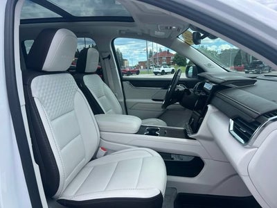 2024 GMC Acadia Denali