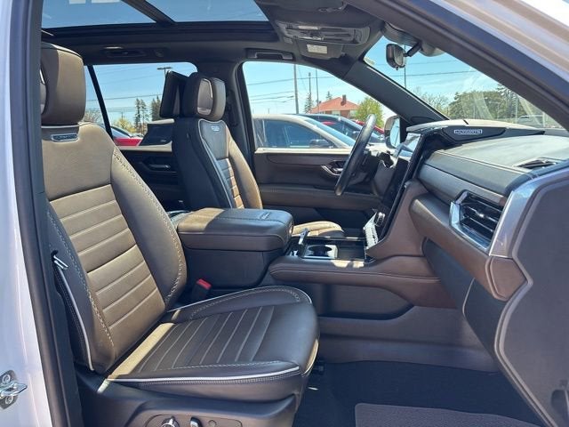 2025 GMC Yukon Denali Ultimate