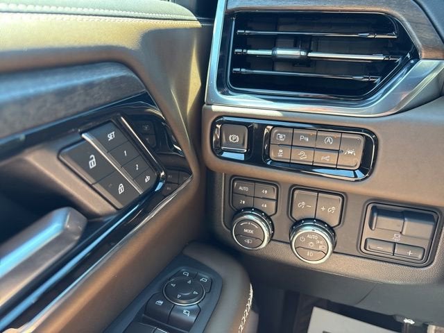 2025 GMC Yukon Denali Ultimate