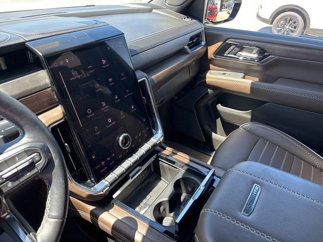 2025 GMC Yukon Denali Ultimate