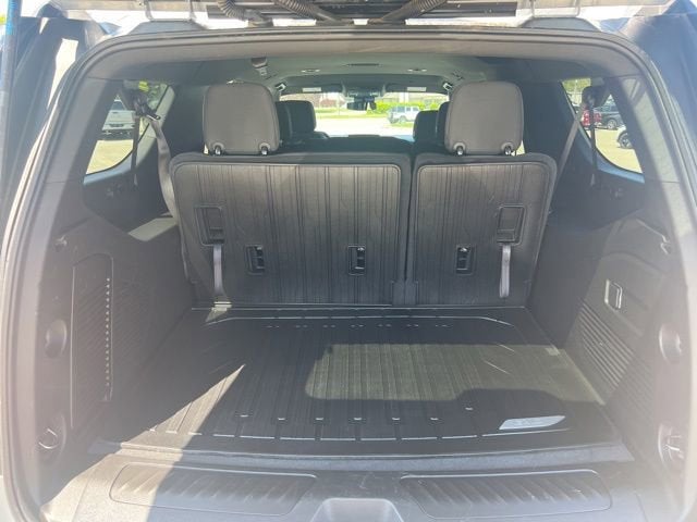 2024 GMC Yukon XL SLE