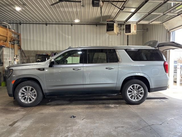 2024 GMC Yukon XL SLE