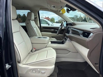 2022 GMC Yukon XL Denali