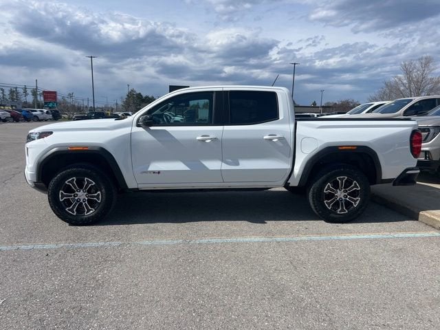2023 GMC Canyon AT4