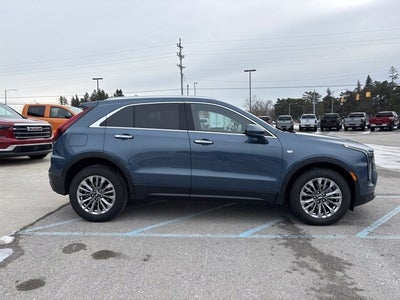 2025 Cadillac XT4 Premium Luxury