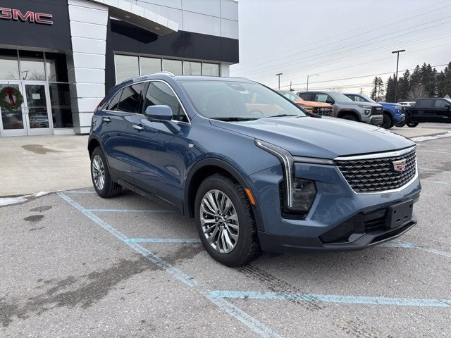 2025 Cadillac XT4 Premium Luxury