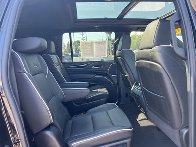 2024 Cadillac Escalade ESV Sport