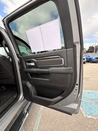 2024 RAM 3500 Big Horn Crew Cab 4x4 8' Box