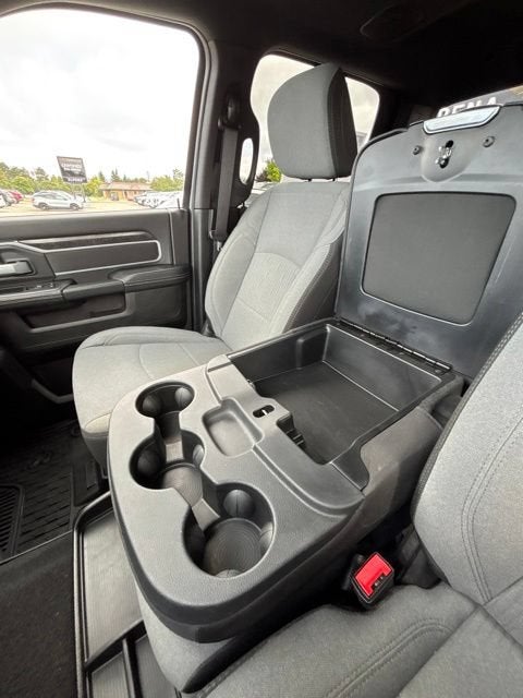 2024 RAM 3500 Big Horn Crew Cab 4x4 8' Box
