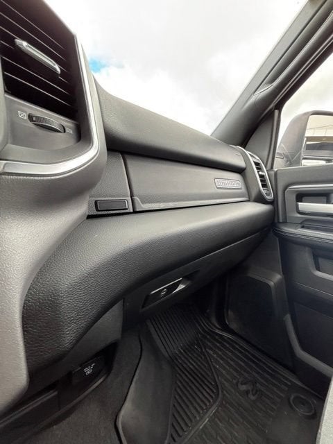 2024 RAM 3500 Big Horn Crew Cab 4x4 8' Box