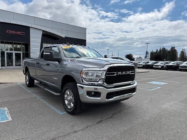 2024 RAM 3500 Big Horn Crew Cab 4x4 8' Box