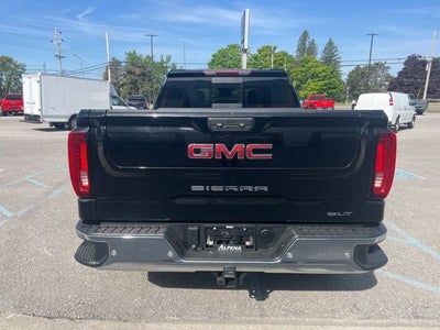 2022 GMC Sierra 1500 SLT