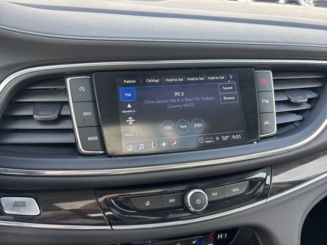 2024 Buick Enclave Essence