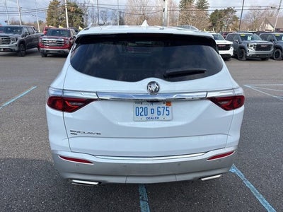 2024 Buick Enclave Essence