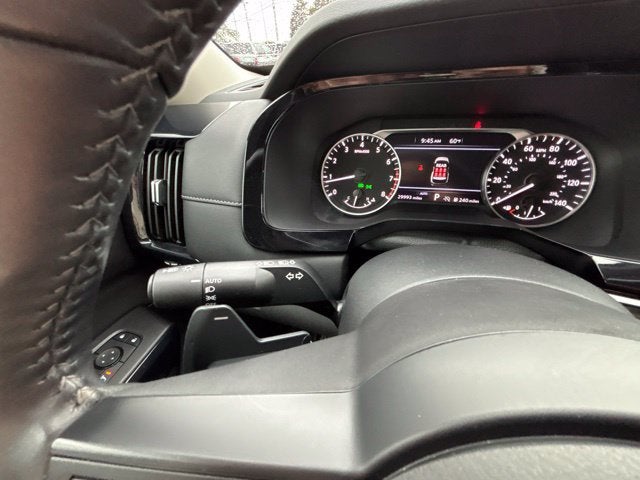 2025 Nissan Pathfinder SV