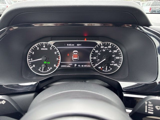 2025 Nissan Pathfinder SV