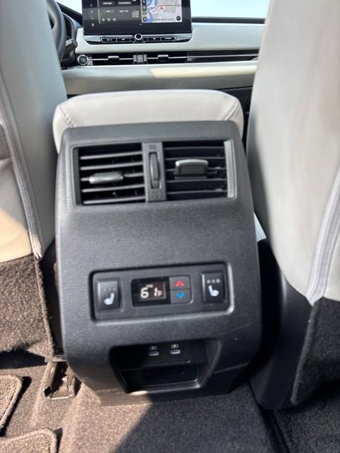 2025 Mitsubishi Outlander SEL