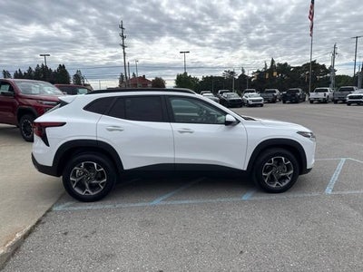 2024 Chevrolet Trax LT