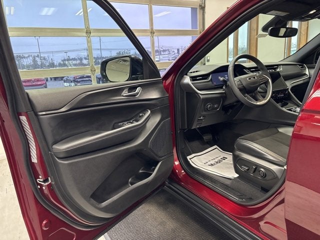 2023 Jeep Grand Cherokee Altitude X 4x4