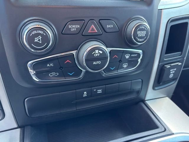 2018 RAM 1500 SLT