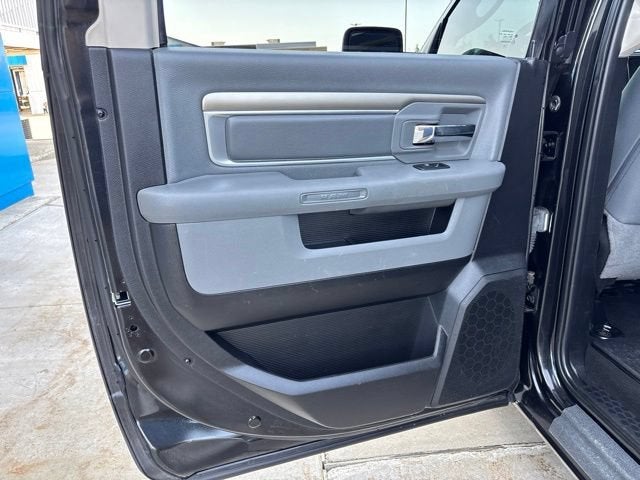 2018 RAM 1500 SLT