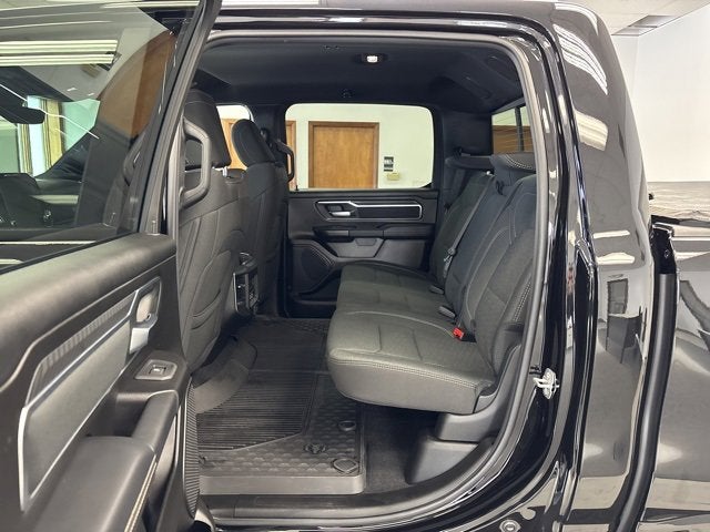 2025 RAM 1500 Big Horn Crew Cab 4x4 5'7" Box