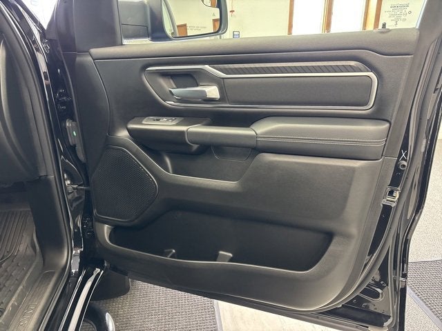 2025 RAM 1500 Big Horn Crew Cab 4x4 5'7" Box