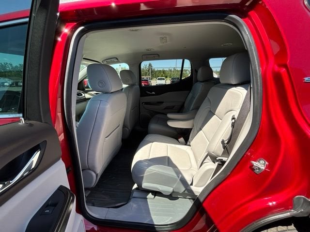 2021 GMC Acadia SLT