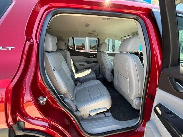2021 GMC Acadia SLT