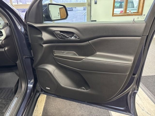 2018 GMC Acadia SLT