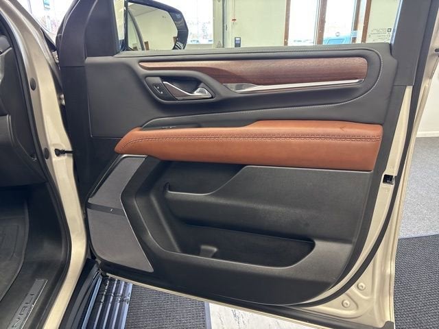 2023 GMC Yukon Denali Ultimate