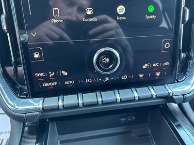2025 GMC Yukon XL Elevation