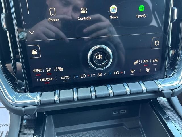 2025 GMC Yukon XL Elevation