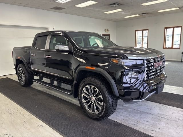 2025 GMC Canyon Denali