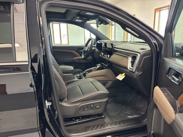 2025 GMC Canyon Denali