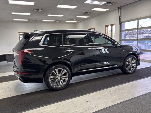 2021 Cadillac XT6 Premium Luxury