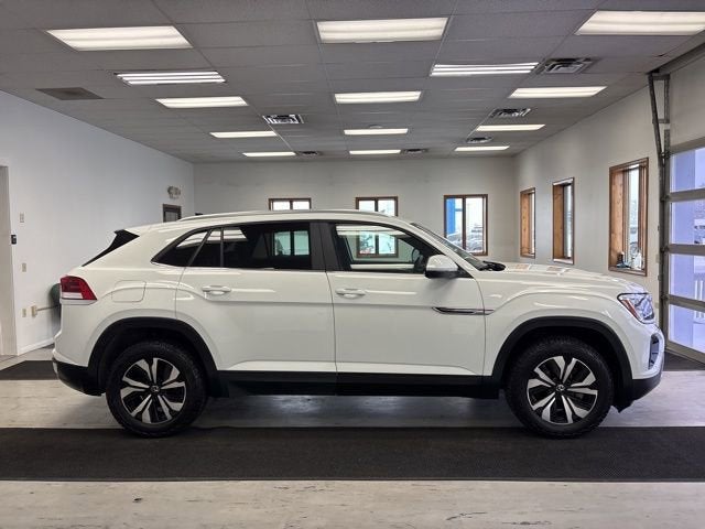 2024 Volkswagen Atlas Cross Sport 2.0T SE