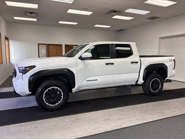 2024 Toyota Tacoma 4WD SR5