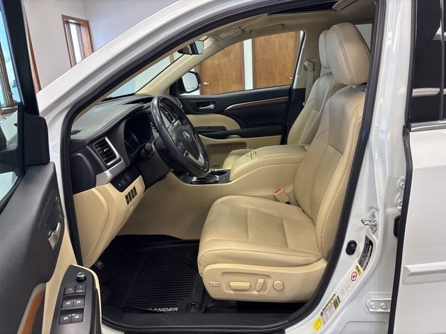 2017 Toyota Highlander Limited