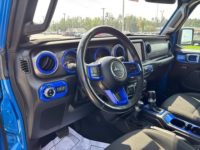2021 Jeep Gladiator Willys 4x4
