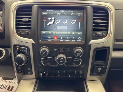2018 RAM 1500 Big Horn Crew Cab 4x4 5'7" Box