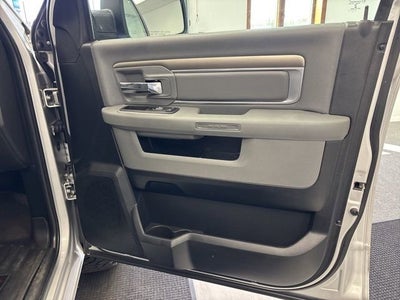2018 RAM 1500 Big Horn Crew Cab 4x4 5'7" Box