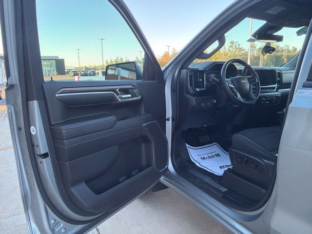 2024 Chevrolet Silverado 1500 LT - Photo 10