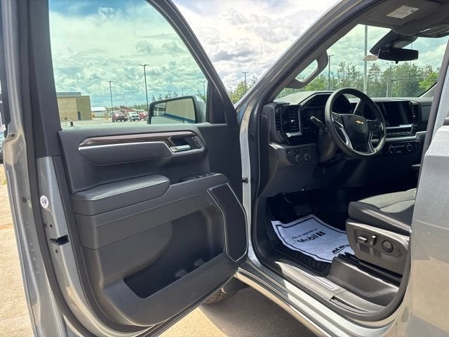 2026 Chevrolet Silverado 1500 LT - Photo 8