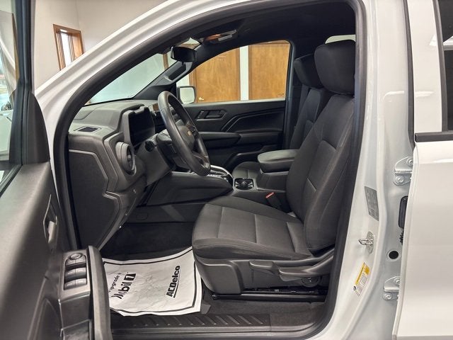 2023 Chevrolet Colorado WT