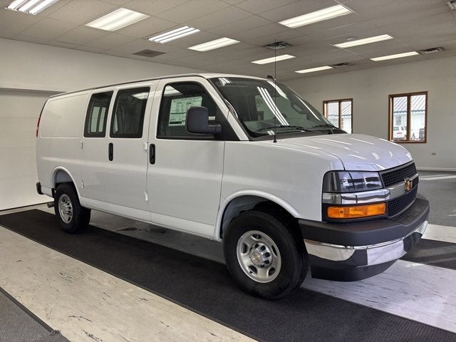 2025 Chevrolet Express Cargo 2500 WT
